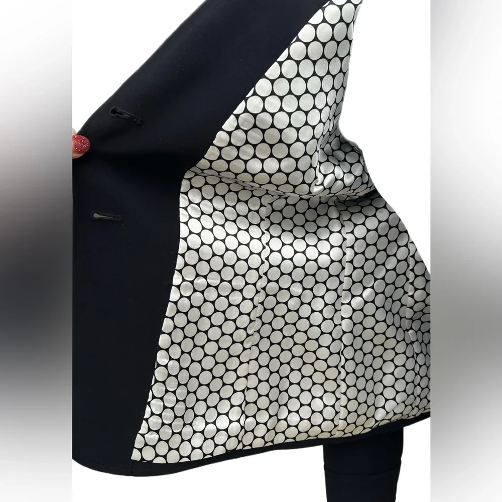 Tahari Arthur S Levine 6P Black Jacket Blazer Gold Excellent Condition